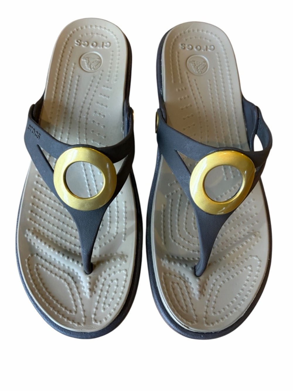 CROCS Brown Thong Sandal Wedge with Gold Beveled Circle
